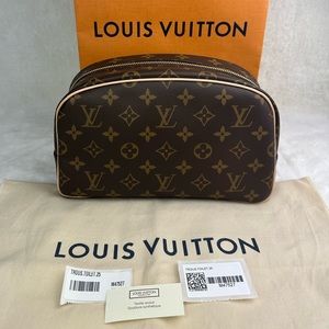 Louis Vuitton Monogram Trousers Toiletry 25 Pouch M47527 Cosmetic Bag
